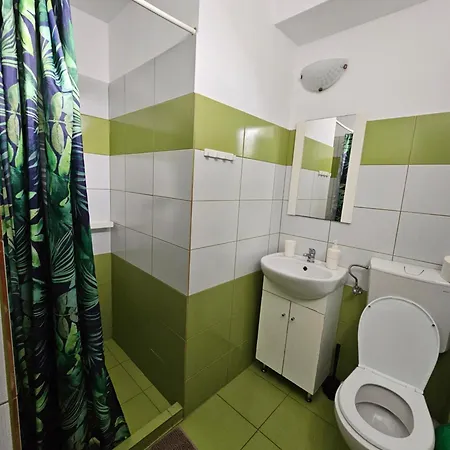 Scoica Konukevi *